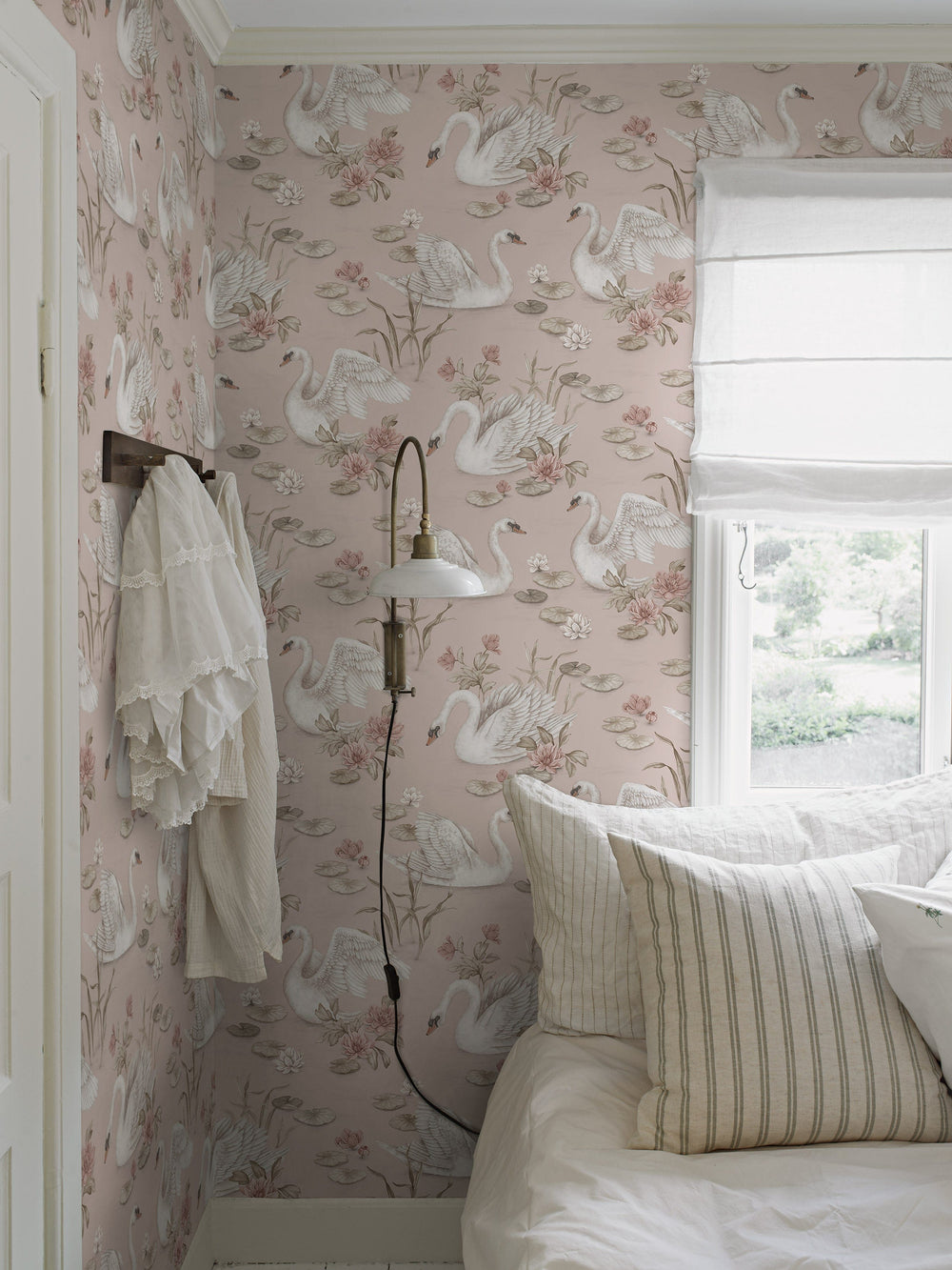 Cisne Lily Rosa Boråstapeter para quarto infantil - KidsR