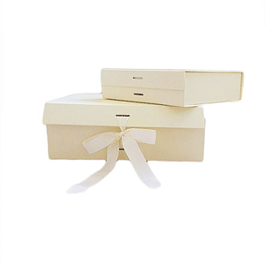 Caixa Premium Large Bebe W – Bebe W – imagem 1