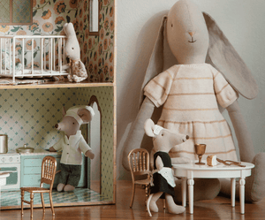 Ratinha empregada de limpeza – Maileg – imagem 2