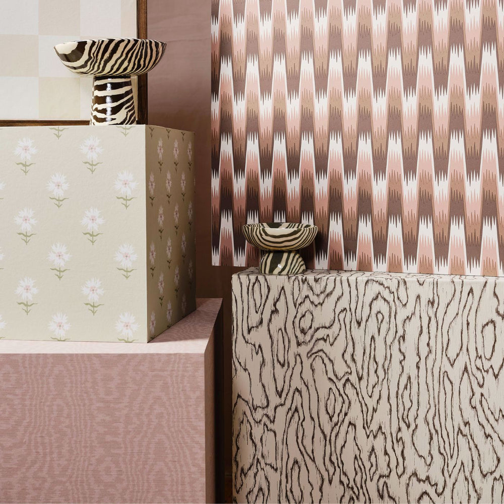 Papel de parede Harlequin Edenfield na cor Chocolate