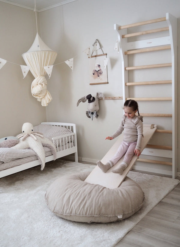 TUOHI II — Rampa e escorrega — FitWood