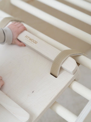 TUOHI II — Rampa e escorrega — FitWood