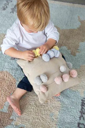 Almodafa Pompom 30x30 – Lorena Canals – imagem 4