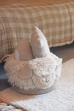 Cesto Pink Nose Sheep – Lorena Canals – imagem 2