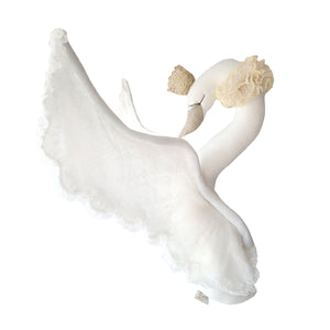 Cisne de linho com renda bege – Love Me Decoration