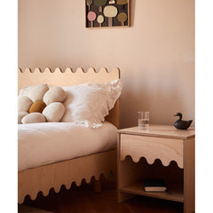 Mesa de cabeceira Moss — Oeuf NYC — ambiente