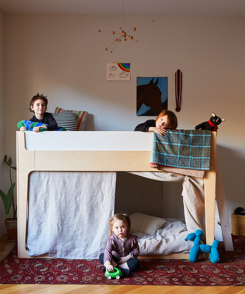 Cama Perch Nest 90 × 200 cm — Oeuf NYC — fotografia oficial Oeuf