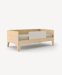 Cama júnior Perch 70 × 140 cm — Oeuf NYC — fotografia oficial Oeuf