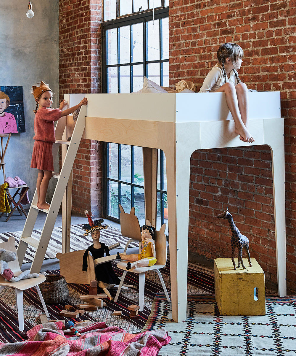 Cama alta Perch 90 × 200 cm — Oeuf NYC — fotografia oficial Oeuf