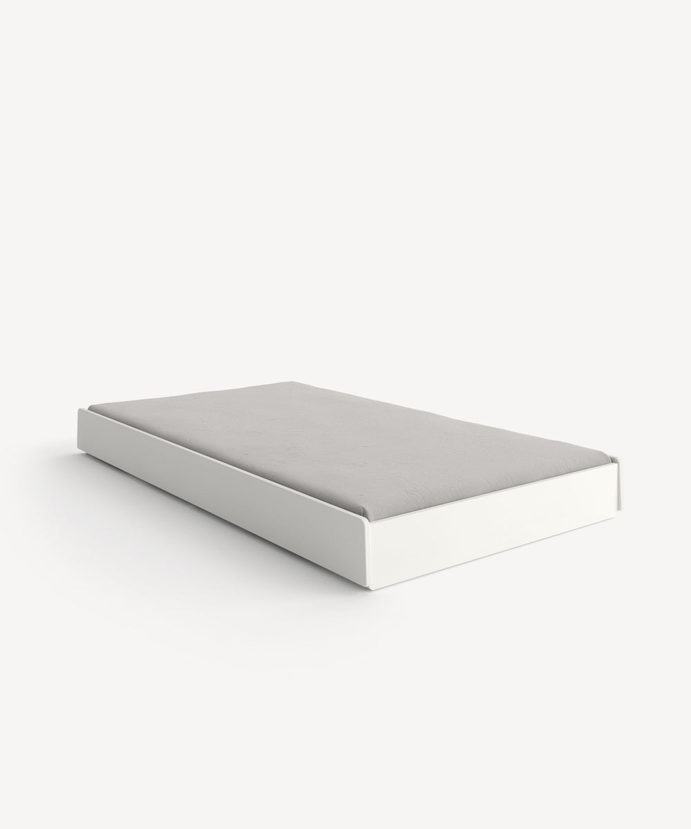 Gavetão cama extra Perch — Oeuf NYC — utilização