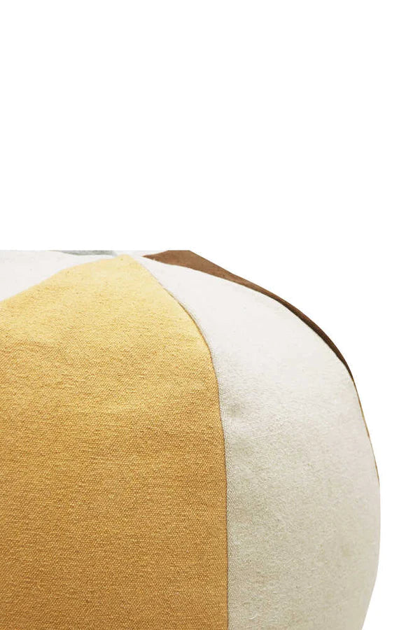 Pouf Bola – Lorena Canals – imagem 6
