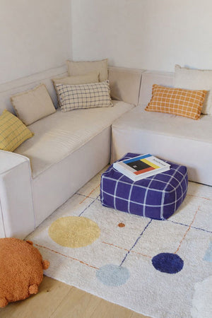 Pufe Geo Block Azul Marinho — Less is More — Lorena Canals