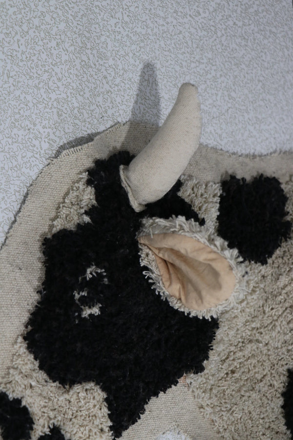 Pufe Lola the Cow da Lorena Canals — fotografia 5
