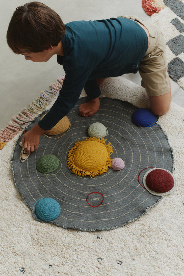 Conjunto de brincar Small Worlds Sistema Solar — Lorena Canals