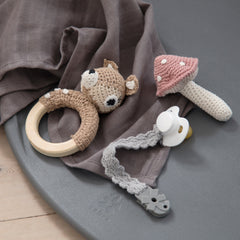 Prende-chupeta em croché Elephant Grey | Sebra — 