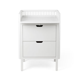 Cómoda com muda-fraldas e gavetas | Sebra — Classic white