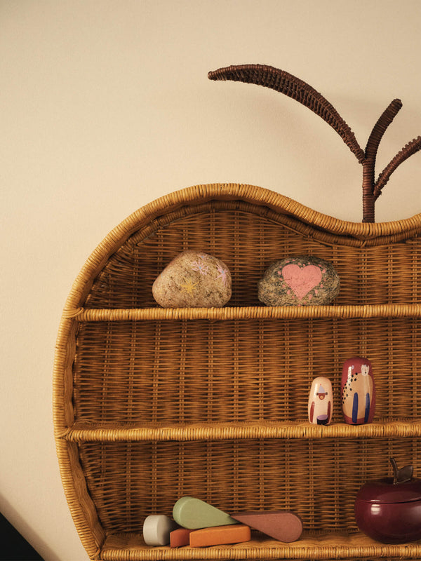 Prateleira Apple em Rattan — Ferm Living