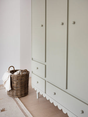 Roupeiro Babushka de três portas Wood Luck Design — Olive, imagem 4