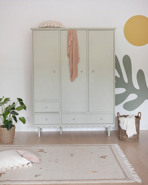 Roupeiro Babushka de três portas Wood Luck Design — Olive, imagem 7
