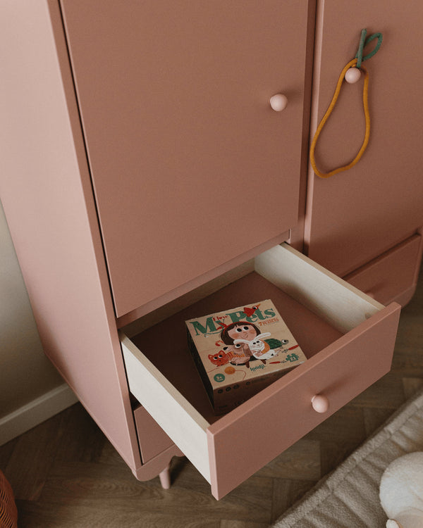Roupeiro Babushka de duas portas Wood Luck Design — Rosa, imagem 6